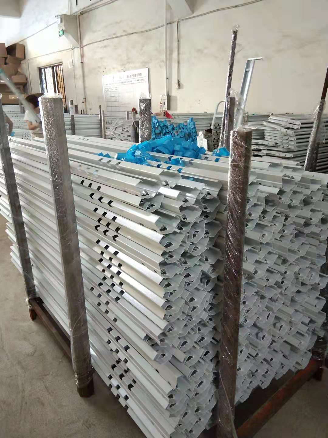 为您的双层铁床选择合适的楼梯