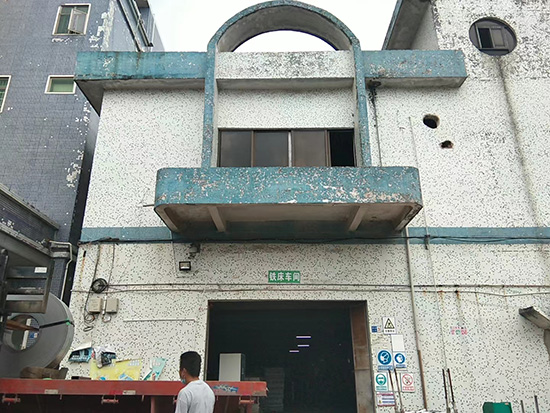 你见过铁架床生产车间吗？