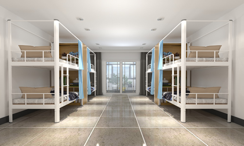 高中生为宿舍学校建造双人床