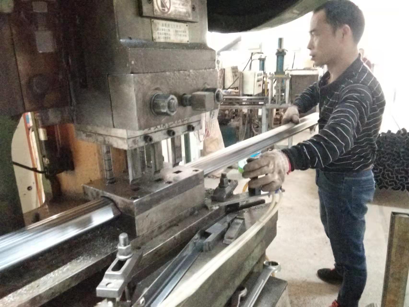 公寓床制作工艺流程是怎样的？